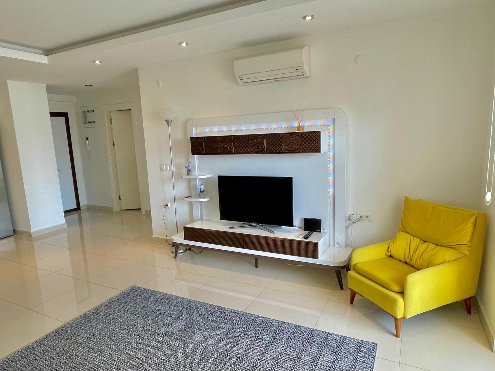 Sa Apartments! Sea And Mountain View 2Bd Duplex *