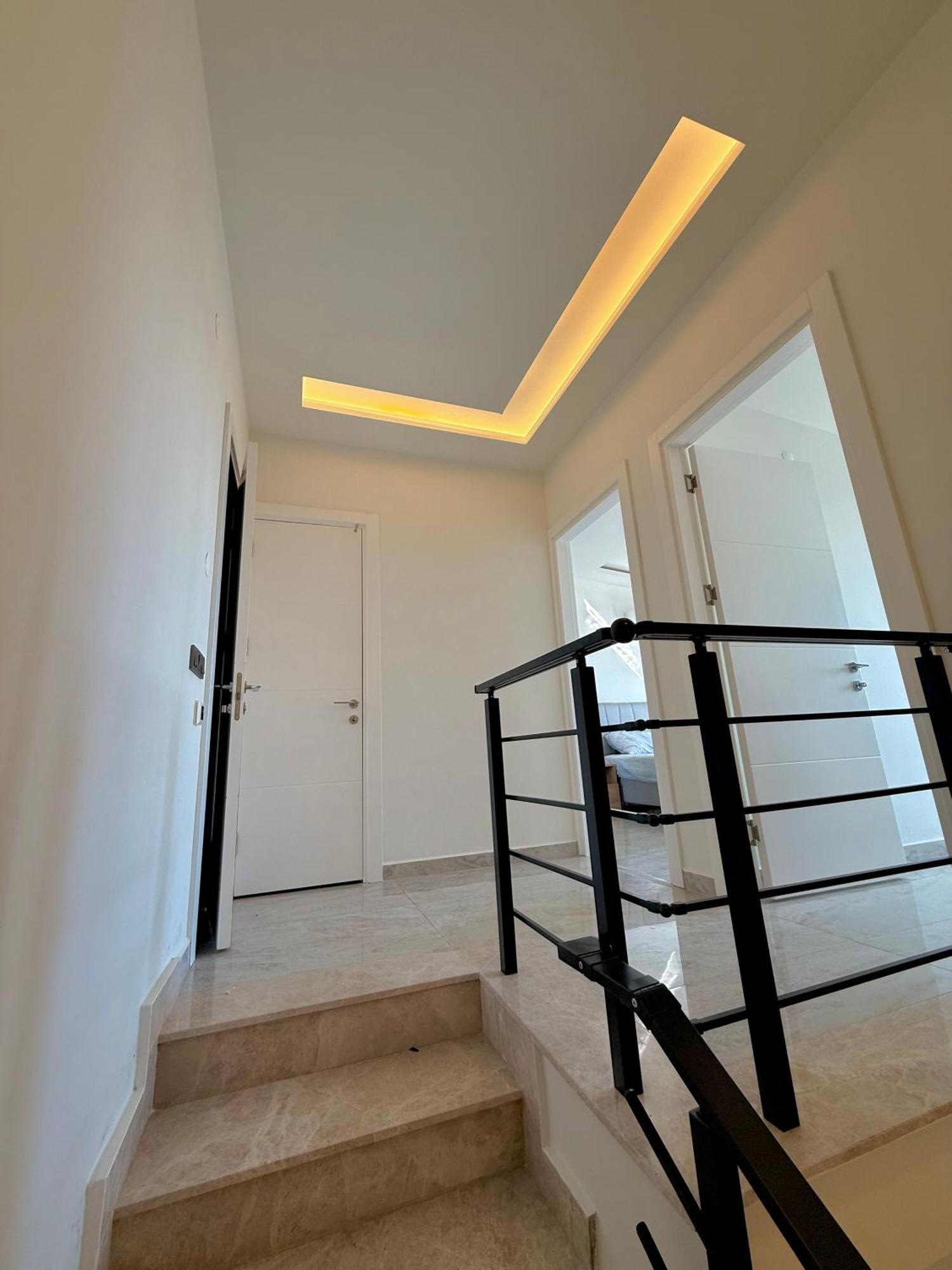Sa Apartments! Sea And Mountain View 2bd Duplex *
