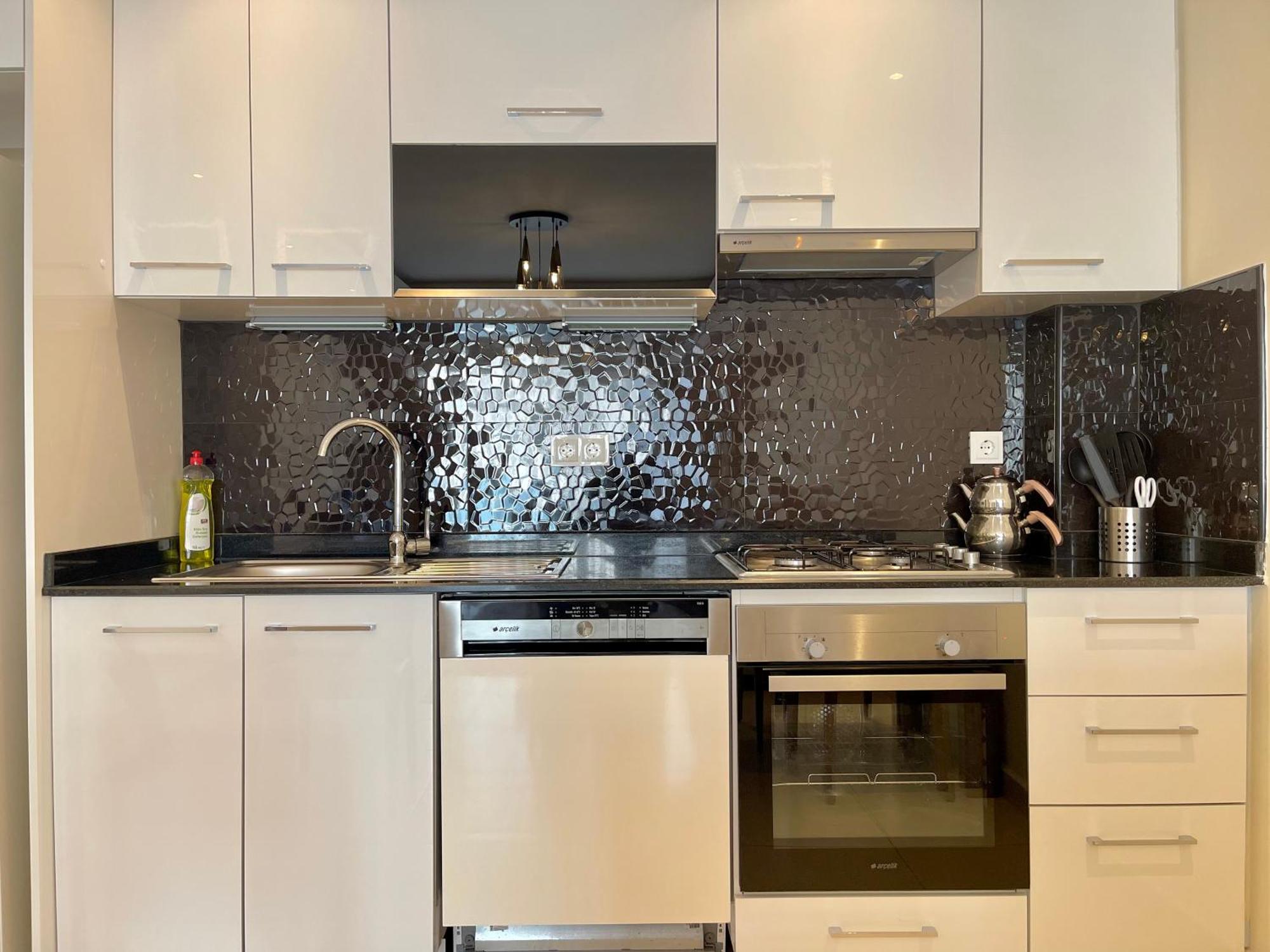 Sa Apartments! Sea And Mountain View 2bd Duplex Apartment *