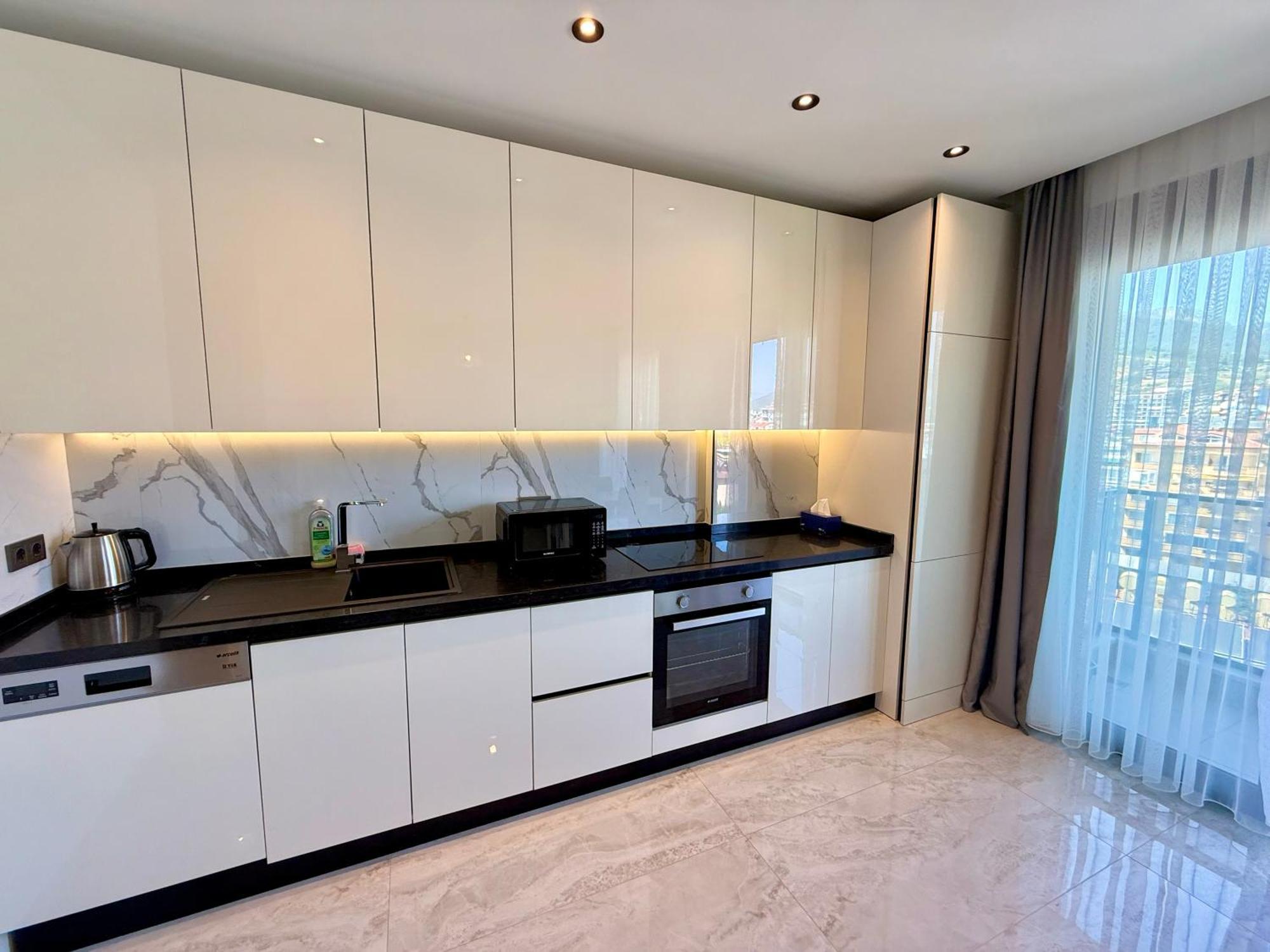 Sa Apartments! Sea And Mountain View 2bd Duplex Apartment *