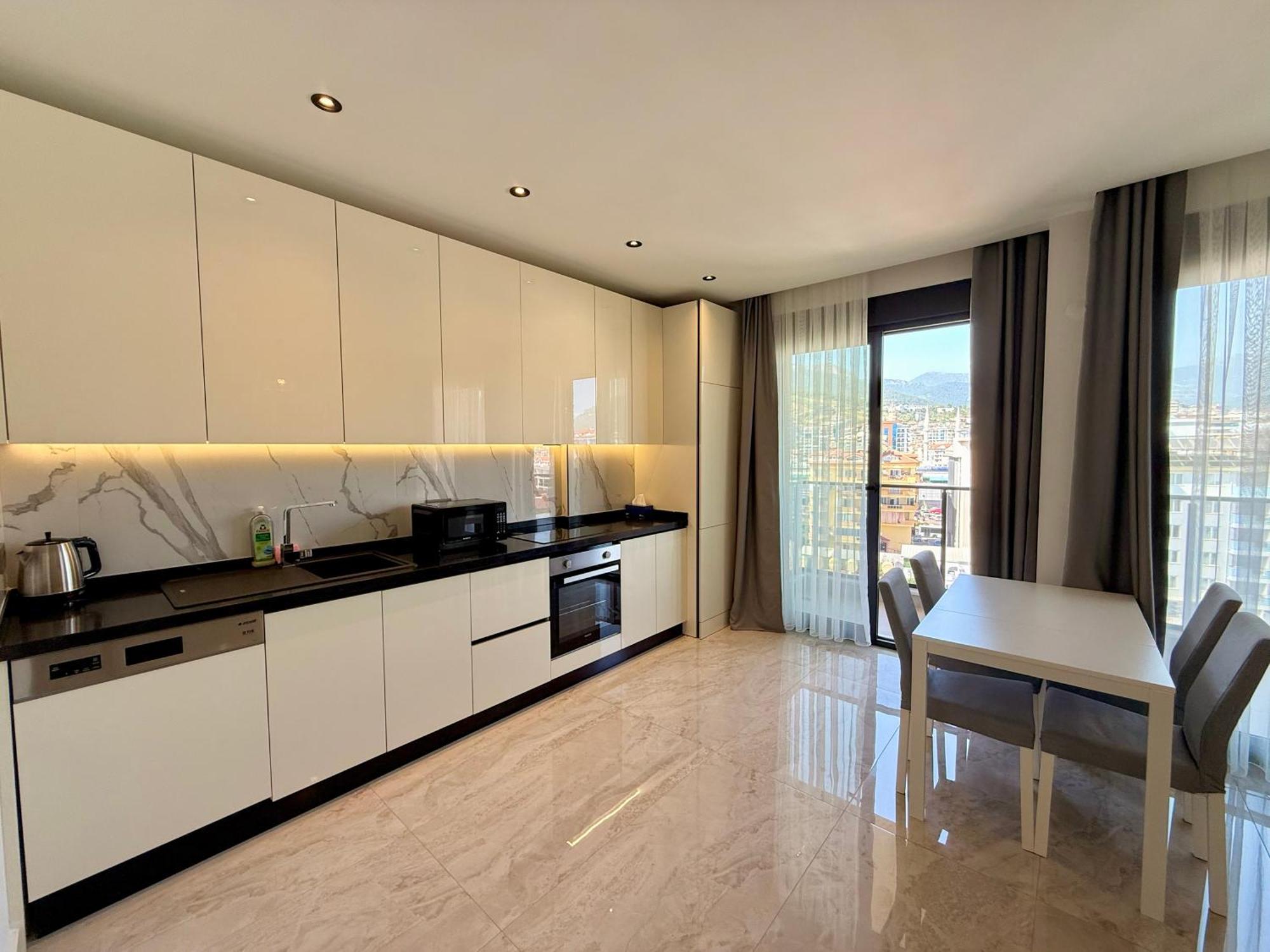 Sa Apartments! Sea And Mountain View 2bd Duplex *